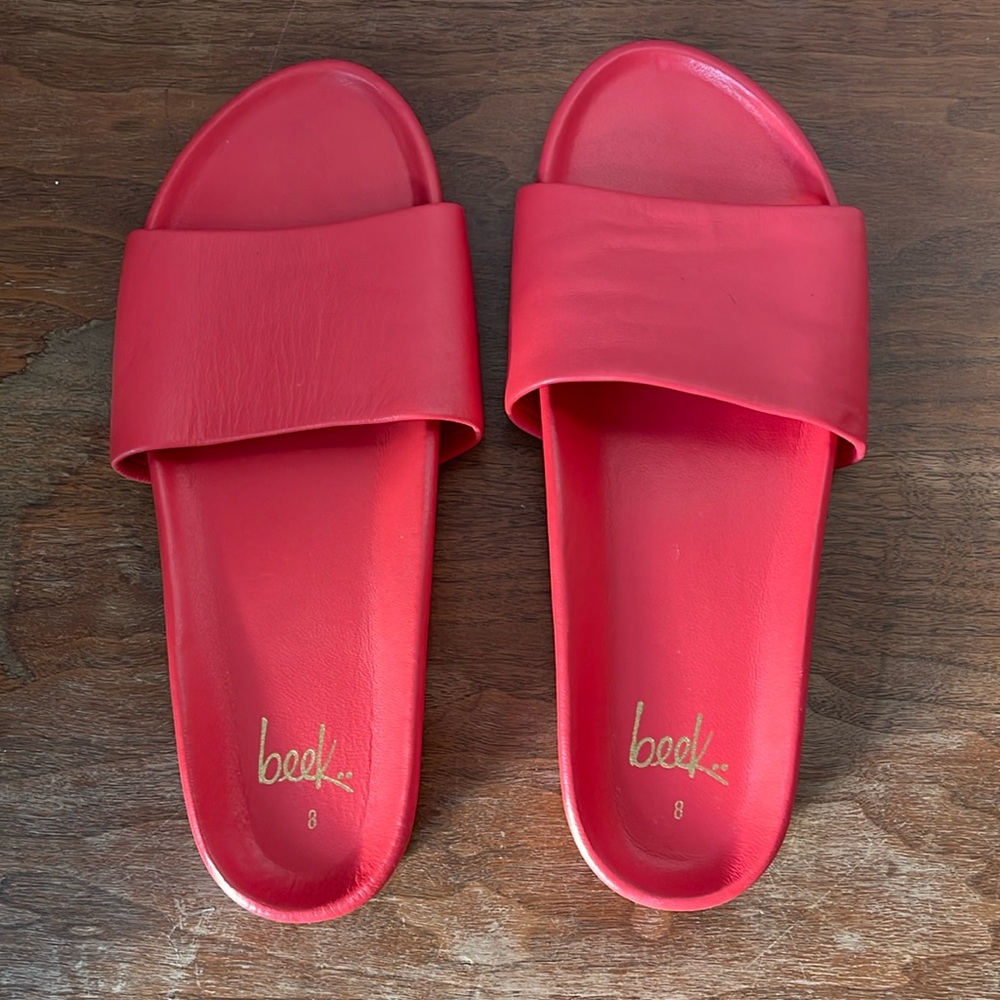 Beek slides size 8